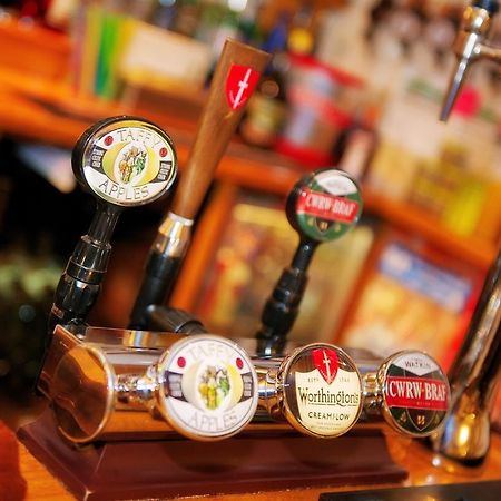 The Little Crown Inn Pontypool Zewnętrze zdjęcie